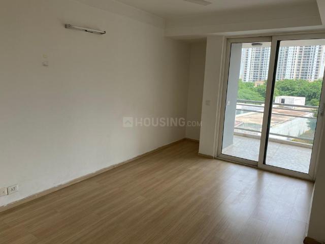 4 BHK Apartment in DLF Phase 5 for rent Gurgaon. The reference number is 20737949