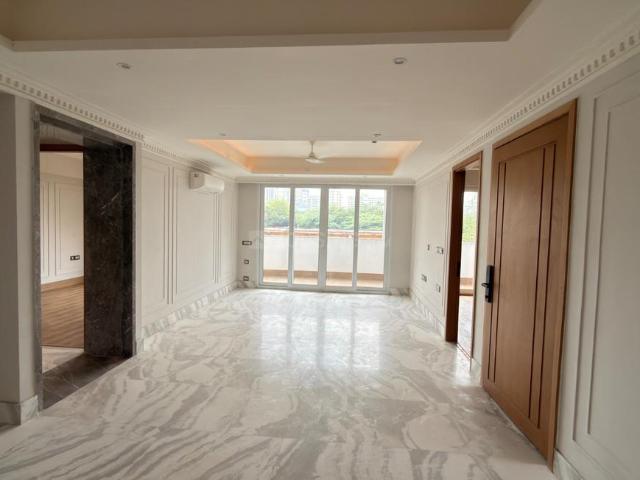 4 BHK Apartment in DLF Phase 5 for rent Gurgaon. The reference number is 20998712