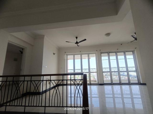 4 BHK Apartment in Elamkulam for resale Ernakulam. The reference number is 17828476