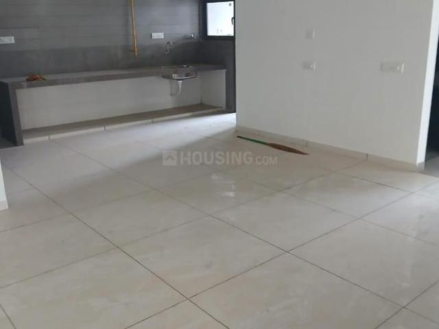 4 BHK Apartment in Ellisbridge for resale Ahmedabad. The reference number is 18472306