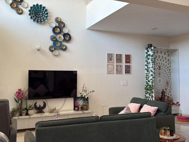 4 BHK Apartment in K R Puram for rent Bengaluru. The reference number is 19651102