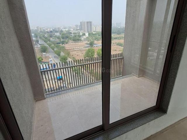4 BHK Apartment in Koteshwar for resale Ahmedabad. The reference number is 19196618