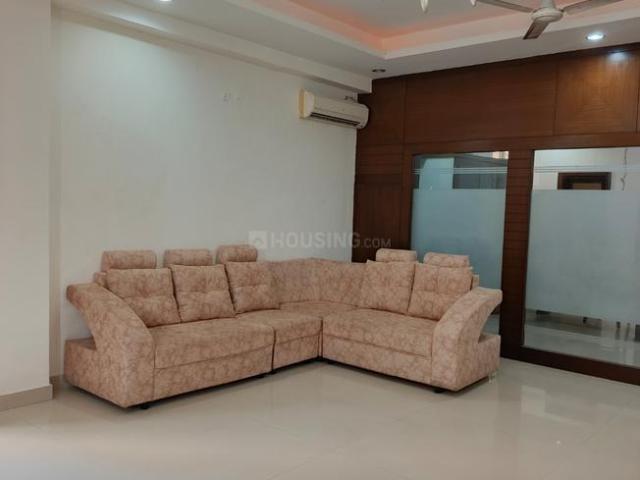 4 BHK Apartment in Kothaguda for rent Hyderabad. The reference number is 20072789