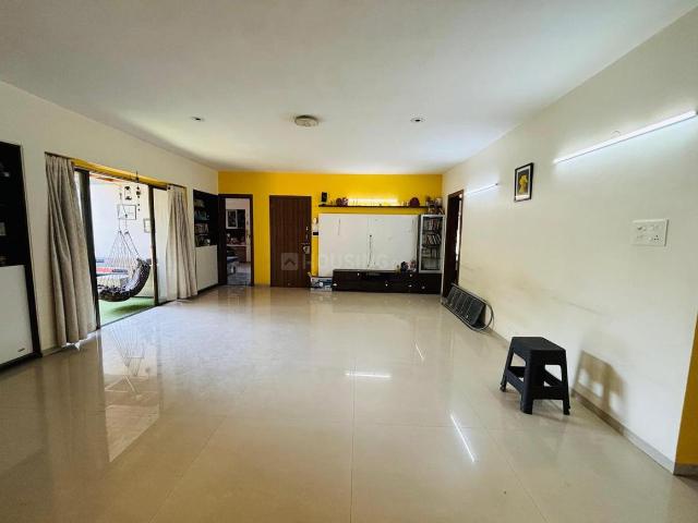 4 BHK Apartment in Kothrud for resale Pune. The reference number is 19233038