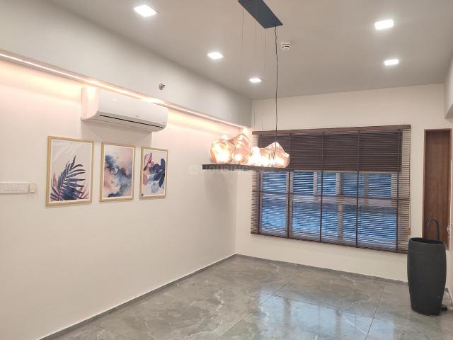 4 BHK Apartment in Kondapur for rent Hyderabad. The reference number is 20650024