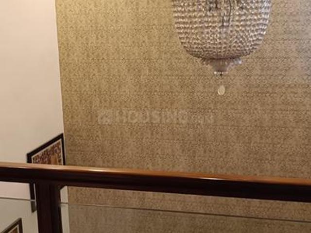 4 BHK Apartment in Kavadiguda for resale Hyderabad. The reference number is 14871715