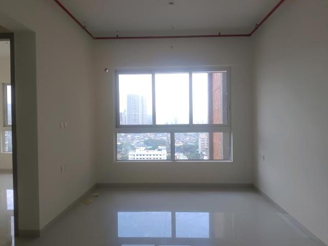 4 BHK Apartment in Kandivali East for rent Mumbai. The reference number is 18700164