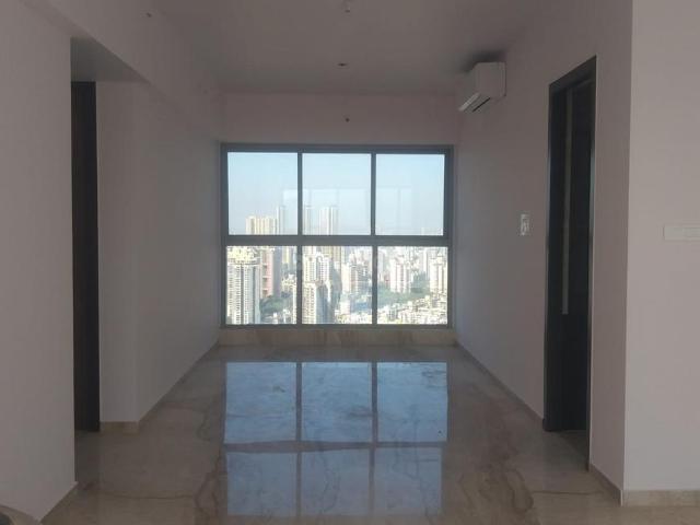 4 BHK Apartment in Kandivali East for rent Mumbai. The reference number is 20639078