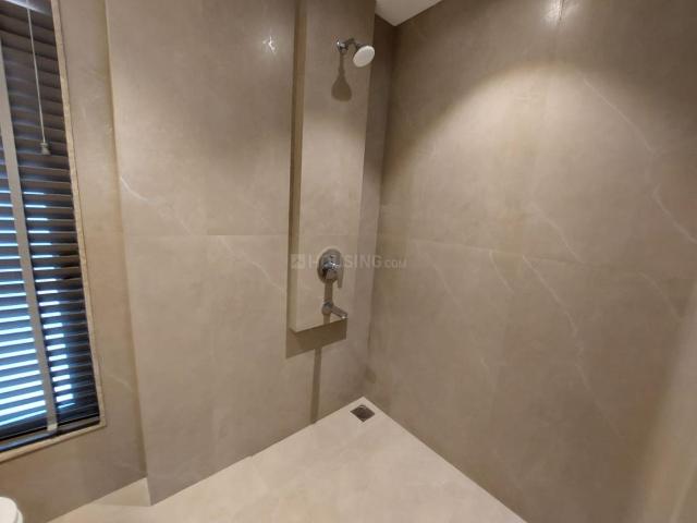 4 BHK Apartment in Kandivali East for resale Mumbai. The reference number is 14941055