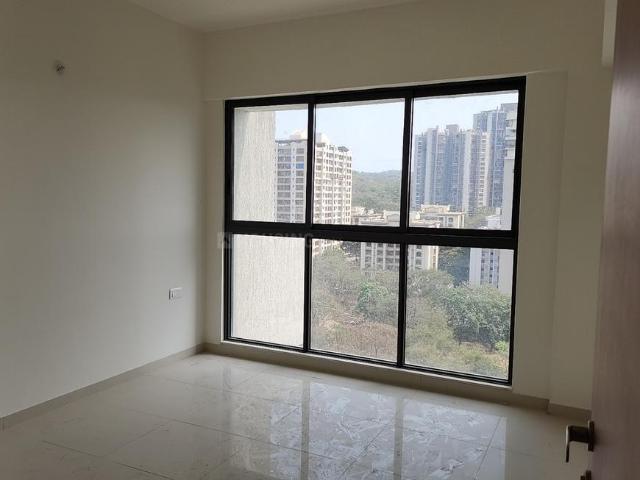 4 BHK Apartment in Kandivali East for resale Mumbai. The reference number is 19878868