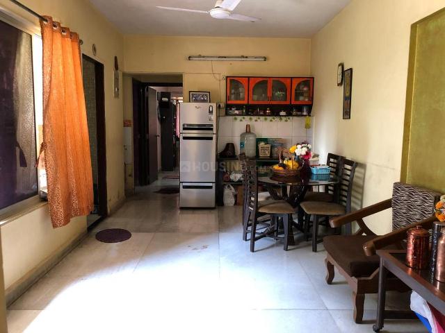 4 BHK Apartment in Kandivali East for resale Mumbai. The reference number is 19105801