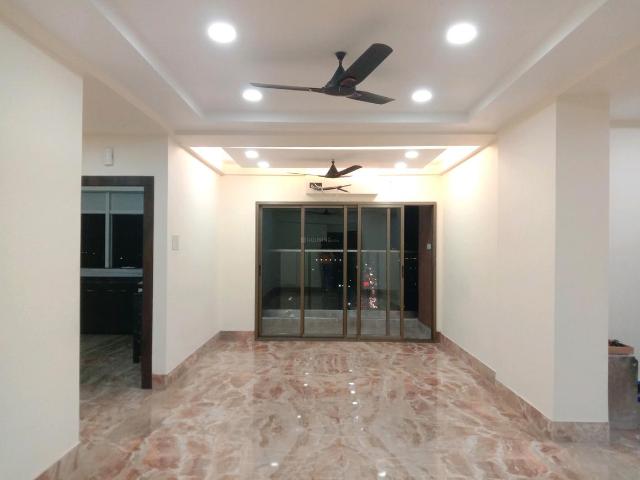4 BHK Apartment in Kankurgachi for rent Kolkata. The reference number is 13460467