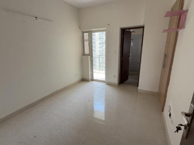 4 BHK Apartment in Karampura for rent New Delhi. The reference number is 20283219