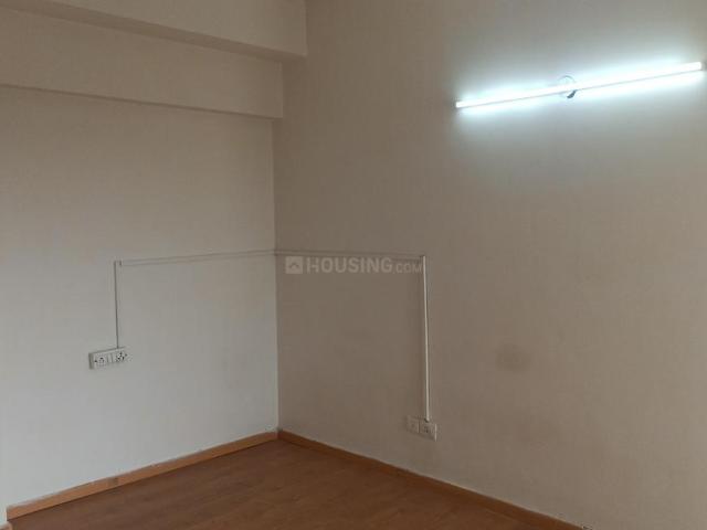 4 BHK Apartment in Karampura for rent New Delhi. The reference number is 20769215
