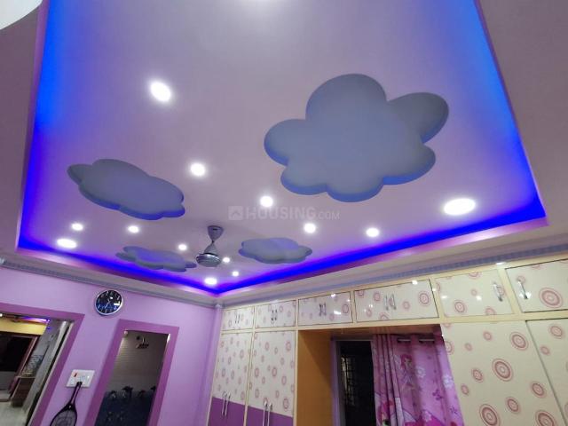 4 BHK Apartment in Keshtopur for resale Kolkata. The reference number is 19813840