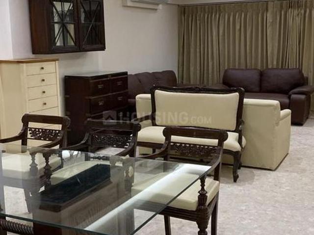 4 BHK Apartment in Khar West for rent Mumbai. The reference number is 19132066