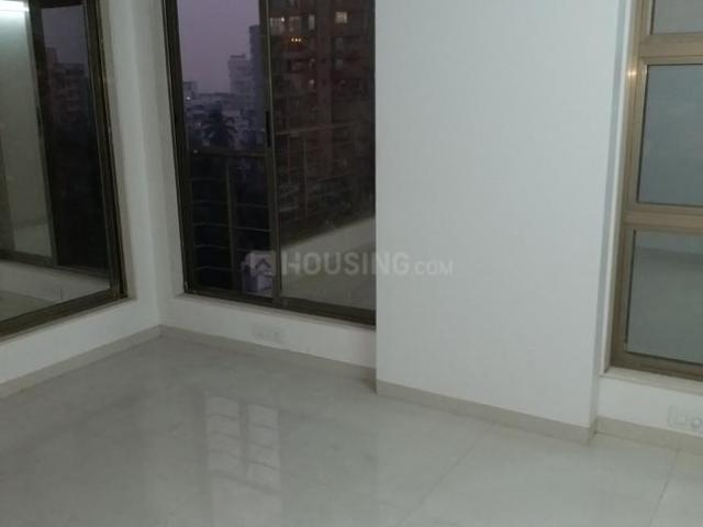 4 BHK Apartment in Khar West for rent Mumbai. The reference number is 19943977