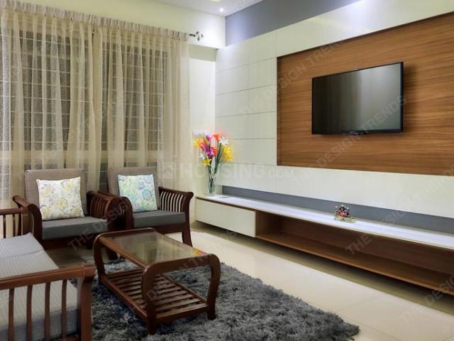 4 BHK Apartment in Khar West for rent Mumbai. The reference number is 19944043