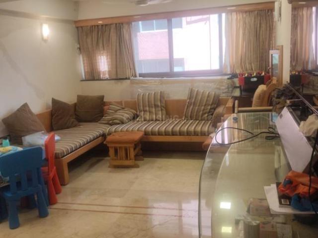 4 BHK Apartment in Khar West for rent Mumbai. The reference number is 20025193