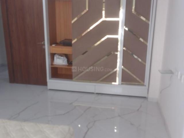 4 BHK Apartment in Khar West for rent Mumbai. The reference number is 20343619