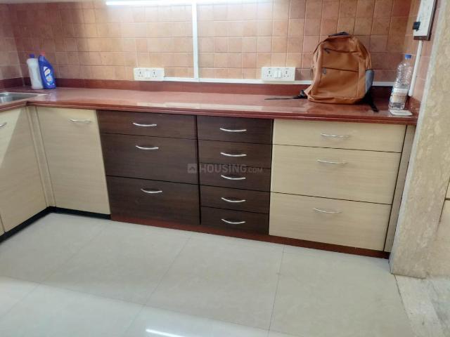 4 BHK Apartment in Khar West for rent Mumbai. The reference number is 20347068