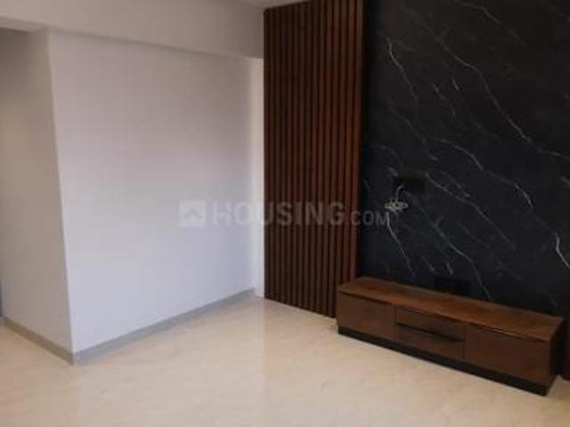 4 BHK Apartment in Khar West for rent Mumbai. The reference number is 20330705
