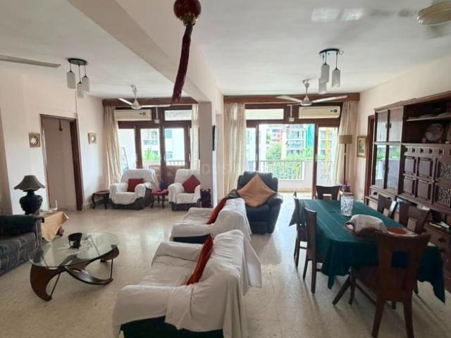 4 BHK Apartment in Khar West for rent Mumbai. The reference number is 20870750