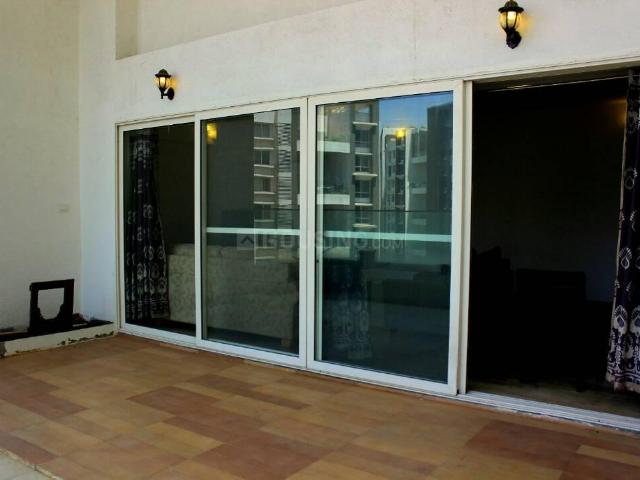 4 BHK Apartment in Kharadi for resale Pune. The reference number is 12167115