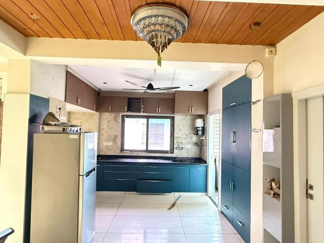 4 BHK Apartment in Kudasan for rent Gandhinagar. The reference number is 19294564