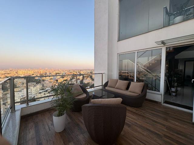 4 BHK Apartment in Horamavu for resale Bengaluru. The reference number is 20784727