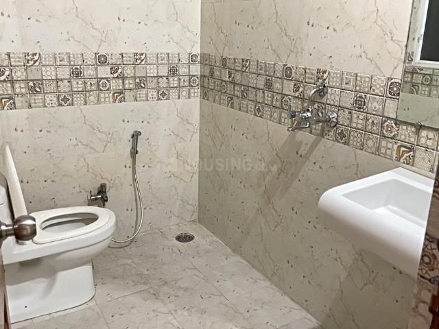 4 BHK Apartment in Hoshangabad Road for rent Bhopal. The reference number is 19631062