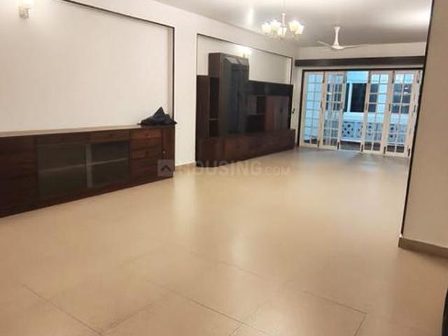 4 BHK Apartment in Halasuru for rent Bengaluru. The reference number is 20863123