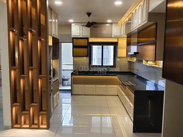 4 BHK Apartment in Harni for rent Vadodara. The reference number is 20812424