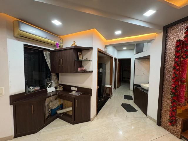 4 BHK Apartment in Hiranandani Estate for rent Thane. The reference number is 20600345