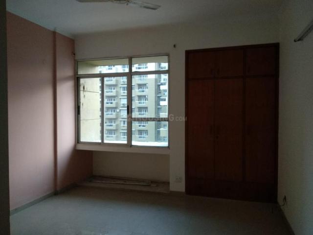 4 BHK Apartment in Indirapuram for rent Ghaziabad. The reference number is 20498788