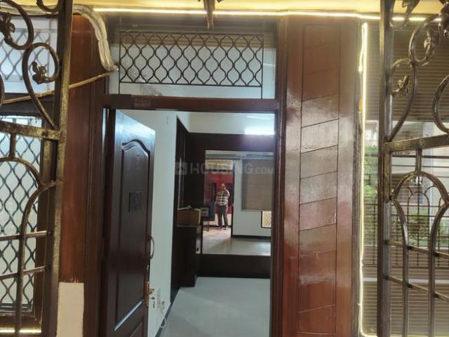 4 BHK Apartment in Indirapuram for rent Ghaziabad. The reference number is 20615385