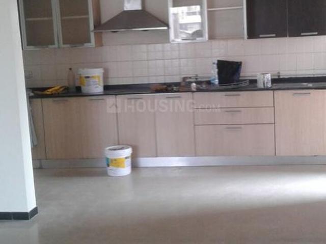 4 BHK Apartment in Indirapuram for resale Ghaziabad. The reference number is 15314410