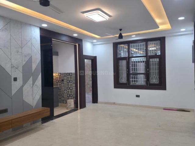 4 BHK Apartment in Indirapuram for resale Ghaziabad. The reference number is 19780434