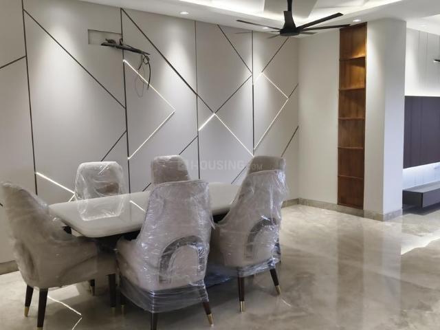 4 BHK Apartment in Indirapuram for resale Ghaziabad. The reference number is 19809428