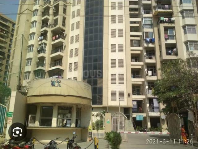 4 BHK Apartment in Indirapuram for resale Ghaziabad. The reference number is 20624541