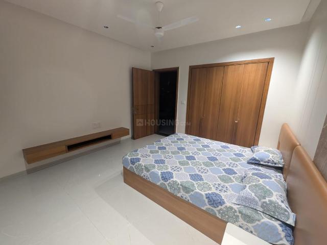 4 BHK Apartment in Iscon Ambli Road for rent Ahmedabad. The reference number is 19562066