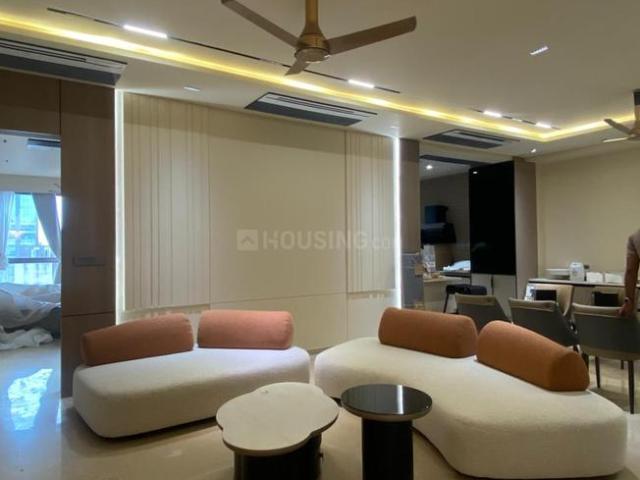 4 BHK Apartment in Iscon Ambli Road for rent Ahmedabad. The reference number is 19840982