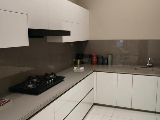 4 BHK Apartment in Iscon Ambli Road for rent Ahmedabad. The reference number is 19259518