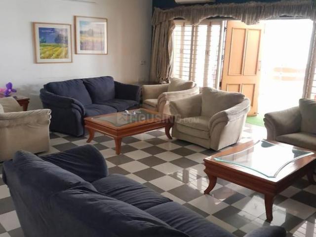 4 BHK Apartment in Iscon Ambli Road for rent Ahmedabad. The reference number is 20384658