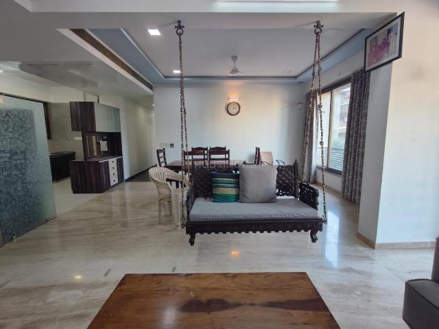 4 BHK Apartment in Jodhpur for resale Ahmedabad. The reference number is 20229221