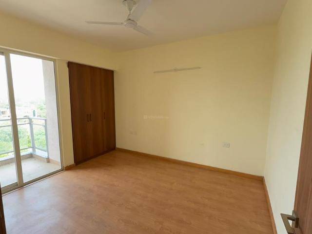 4 BHK Apartment in Jaypee Greens for rent Greater Noida. The reference number is 20446624