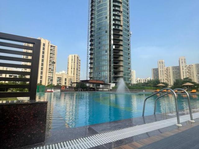 4 BHK Apartment in Jaypee Greens for resale Greater Noida. The reference number is 19702048