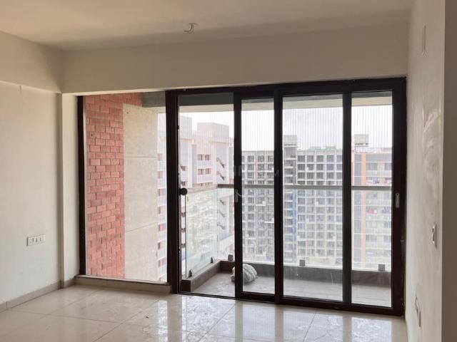 4 BHK Apartment in Jagatpur for resale Ahmedabad. The reference number is 19864544