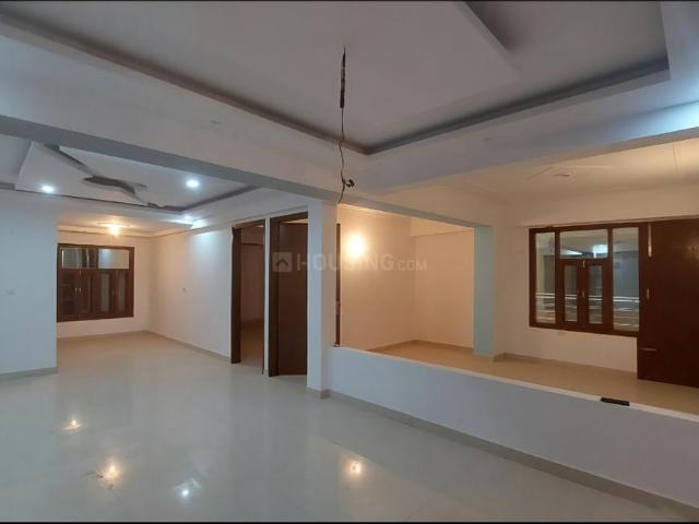 4 BHK Apartment in Jamia Nagar for resale New Delhi. The reference number is 18813799