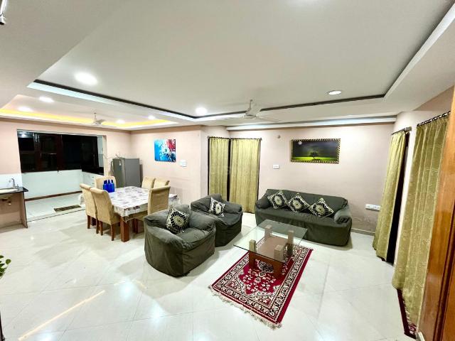 4 BHK Apartment in Jubilee Hills for rent Hyderabad. The reference number is 20134513